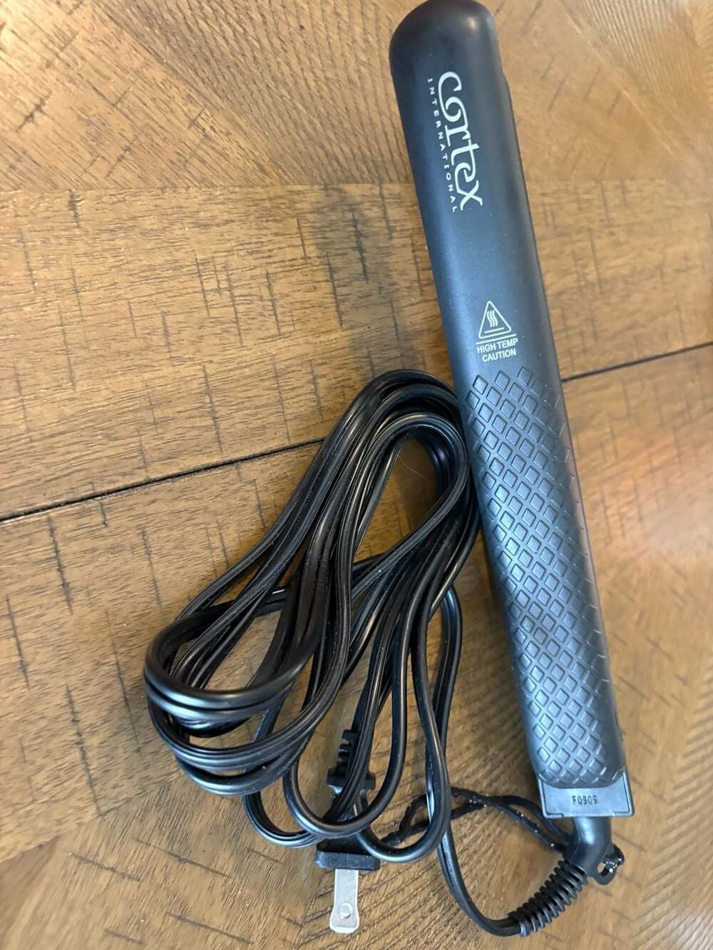 Cortex International DUO 1.25" Solid Ceramic Ionic Hair Straightening Flat Iron